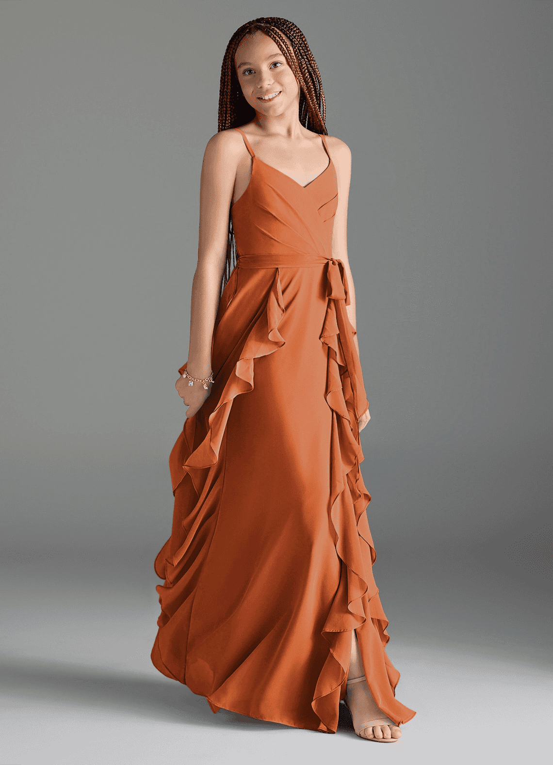 Azazie Peyton Junior Vestido Canela de Chiffon de Linha A com Plissado image2