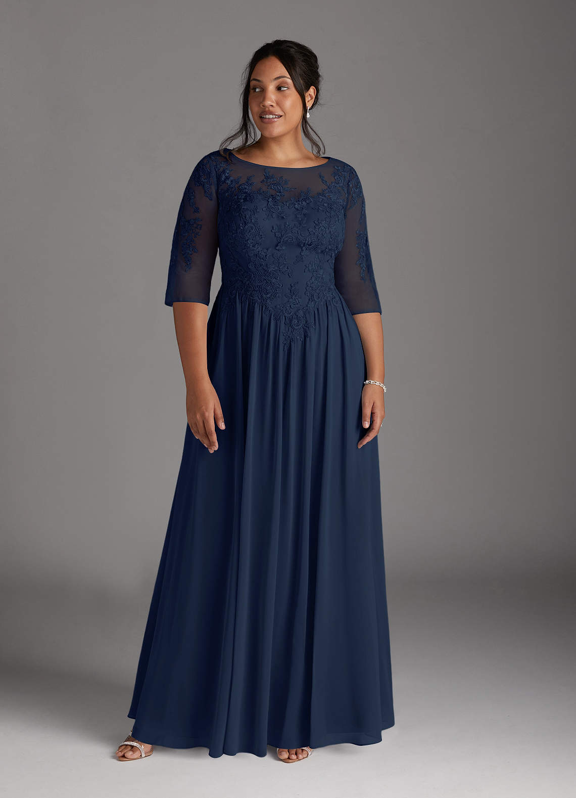 Azazie Mirielle vestidos de madre de la novia Vestido de Azul Marino Oscuro de Gasa de Corte En A con Encaje Scoop image8