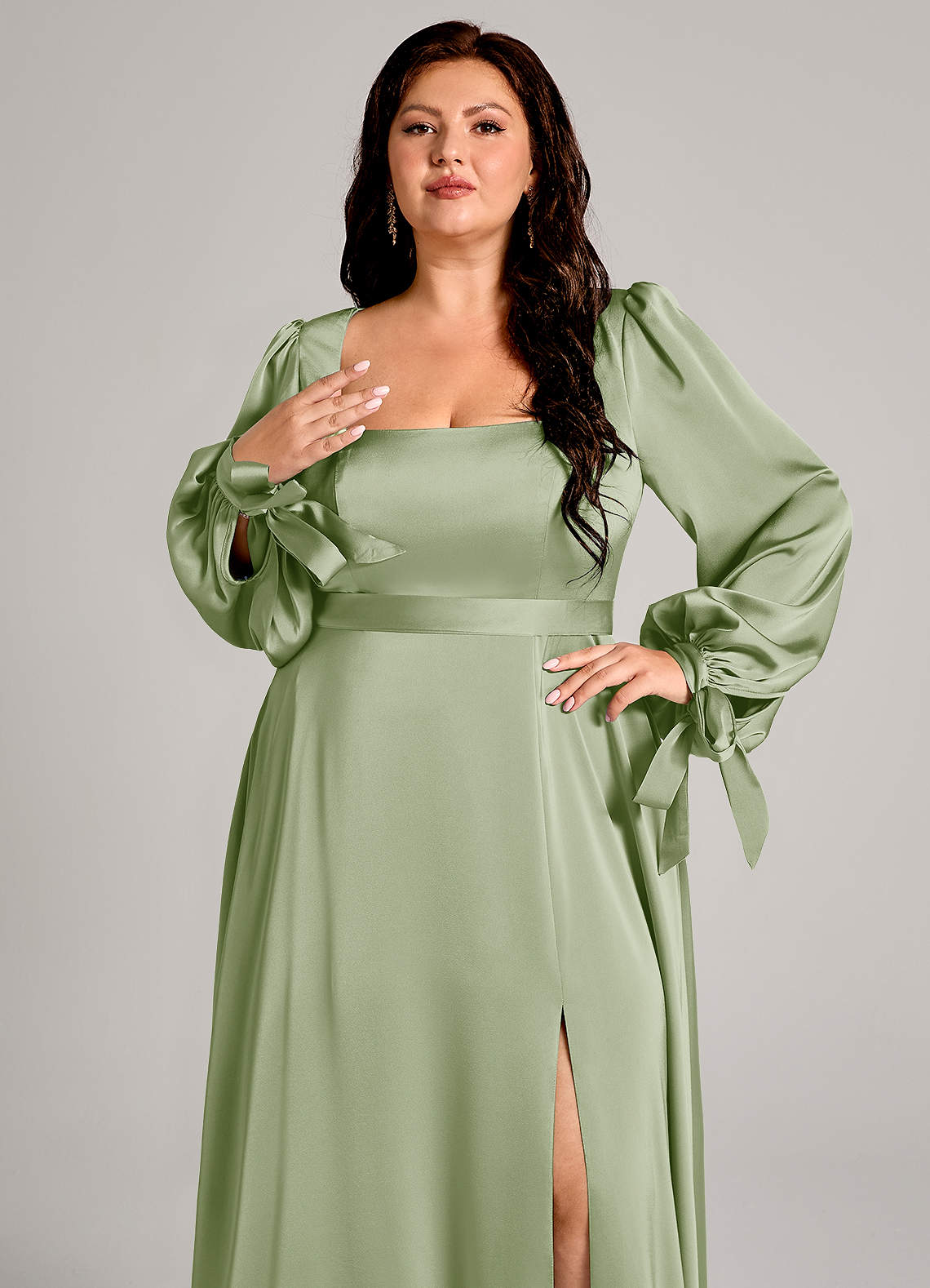 Azazie Leonia Robes de demoiselle d'honneur Robe Trapèze en Satin extensible Manche longue Vert Sauge image8