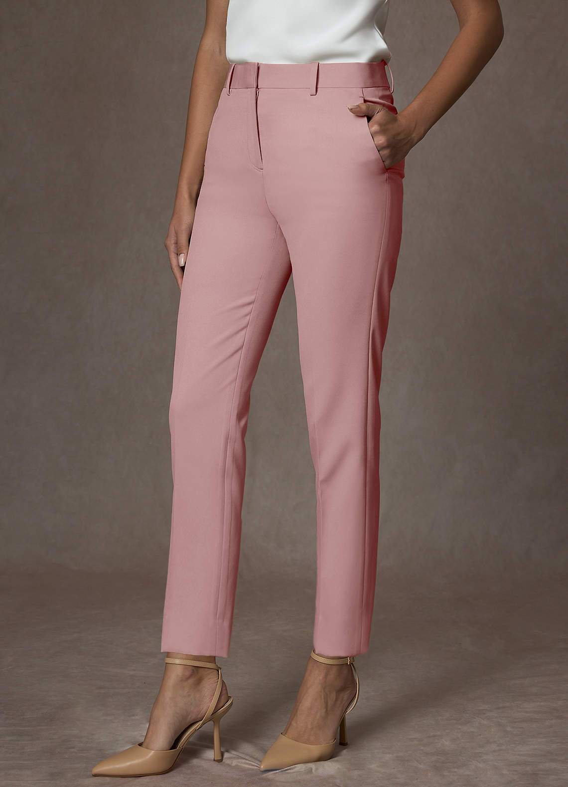 front Whitney Dammig Ros Strukturerade stretchiga klänningsbyxor med lång längd