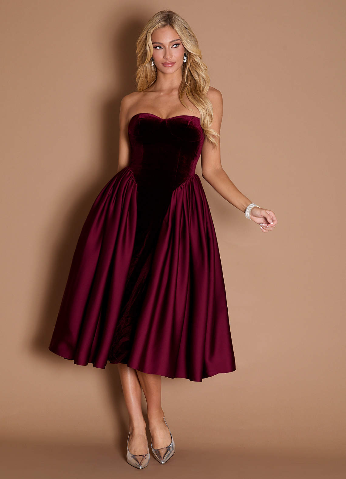 Marie Wine Midi Dress image2