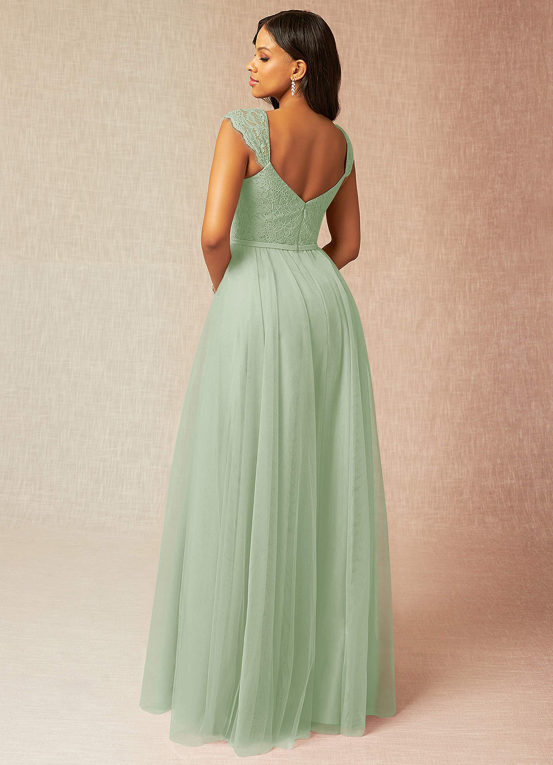 Azazie Luxi Essayer des robes à la maison Robe Trapèze en Tulle Plissée Cabernet image1