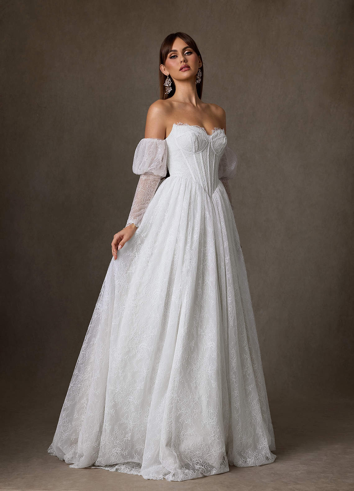 Azazie Sienna Robes de mariée Robe Trapèze en Dentelle Encolure en Forme de Cœur Blanc De Diamant image3