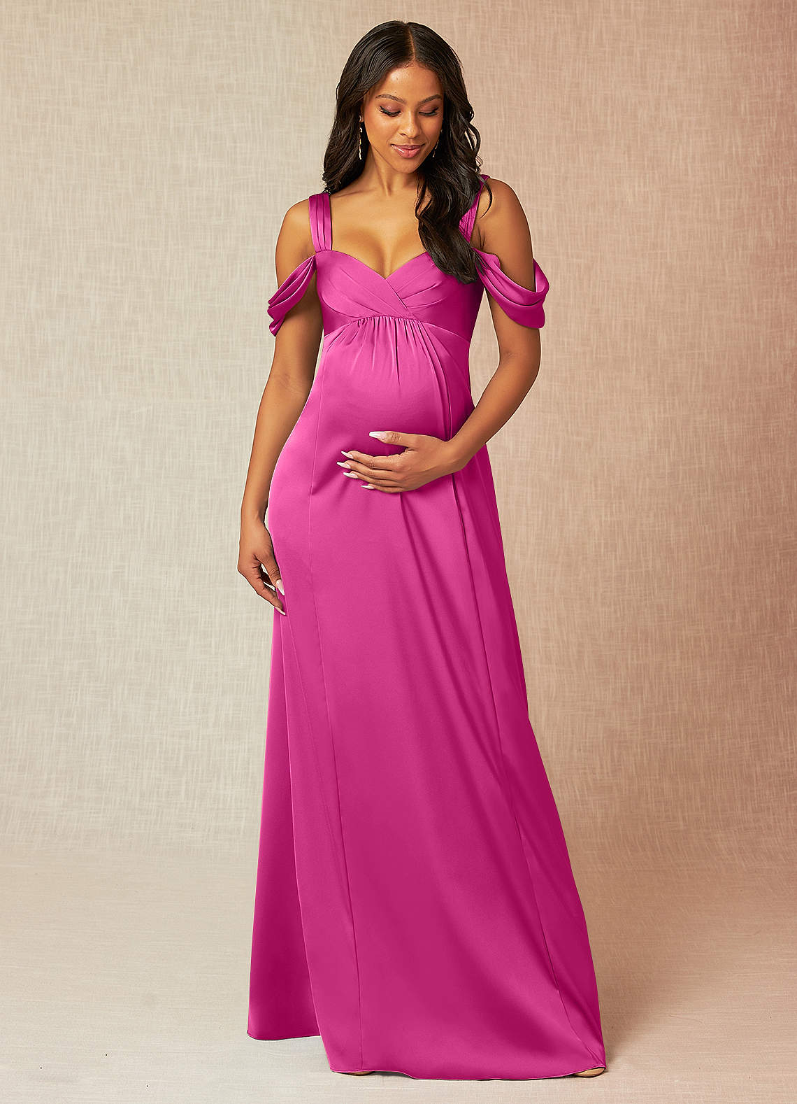 Azazie Rhea Abiti da damigella d'onore premaman Abito A-Line Plissettato a Spalla Scoperta Raso Elasticizzato Floor-Length image1