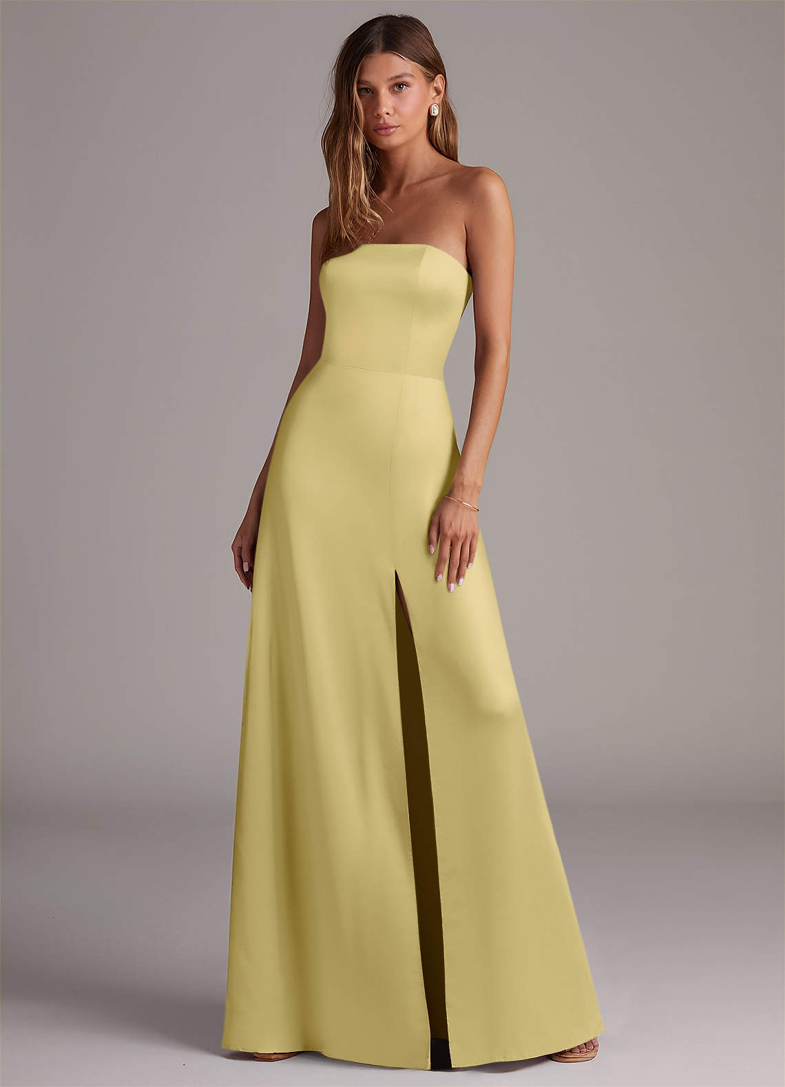 Azazie Wren Robes de demoiselle d'honneur Robe Trapèze Convertible en Satin extensible Sans bretelle Sorbet Citron image1
