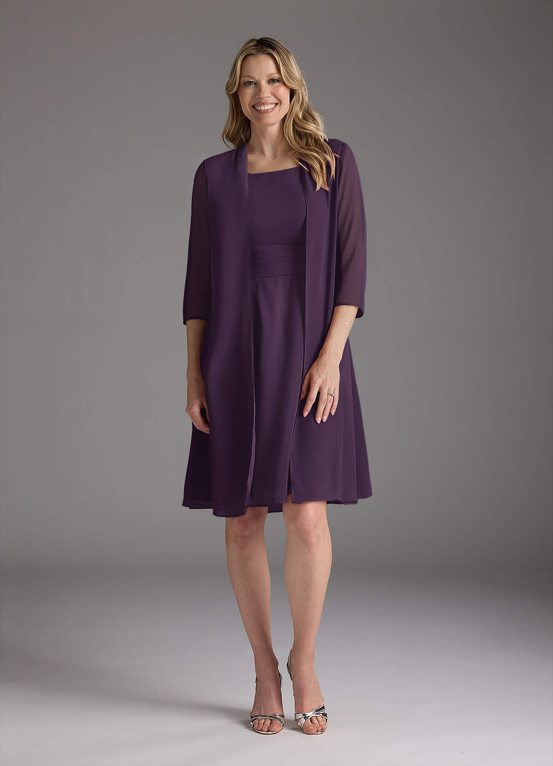 Azazie Shirley Mère de la mariée Robes Robe Trapèze en Mousseline de soie Plissé Scoop Prune image1