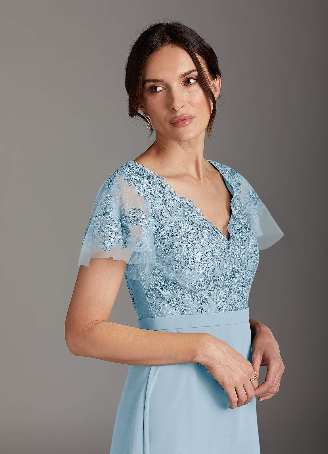 Azazie Singer vestidos de madre de la novia Vestido de Azul Cielo de Gasa de Corte en A con Encaje Cuello V image4