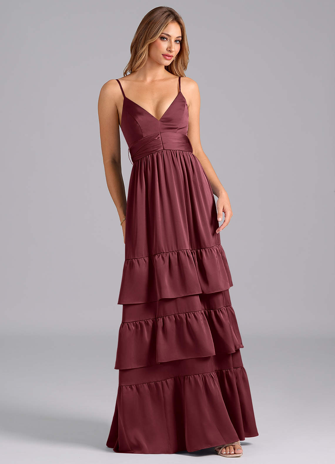 Azazie Nathalia Vestidos de madrinha de casamento Vestido Merlot de Cetim elástico de Linha A com Plissado image1