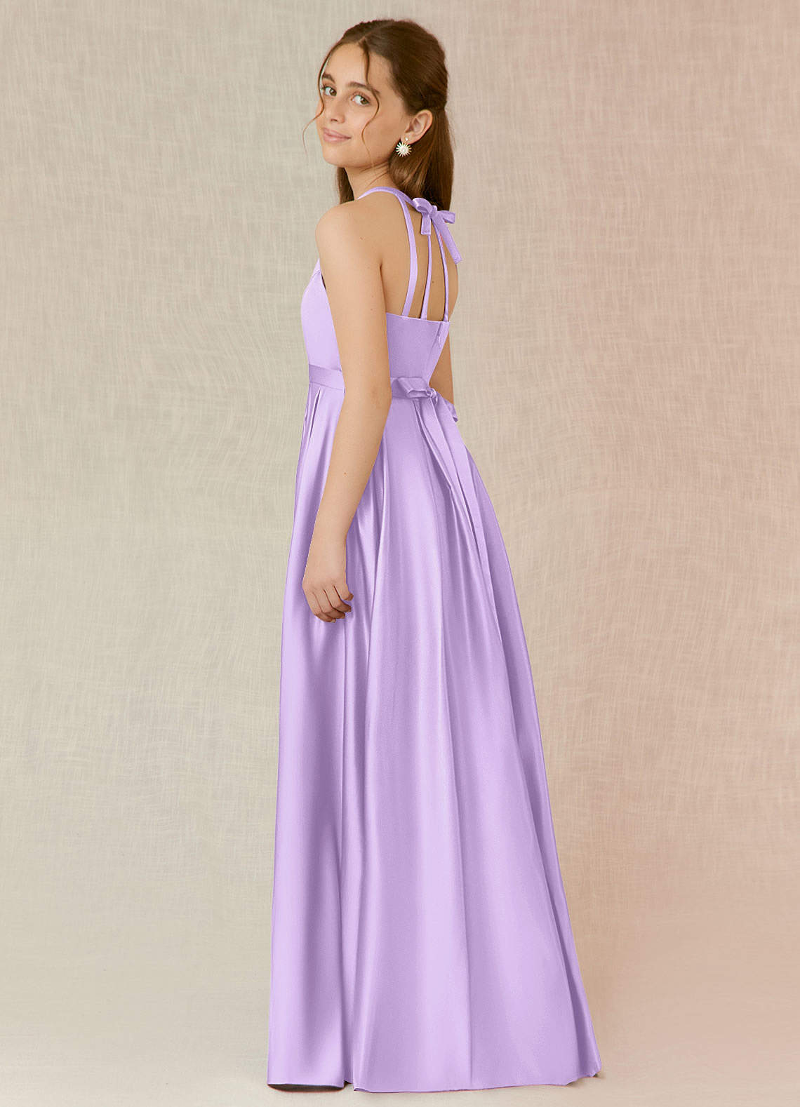 Azazie Arianthe Junior Vestido de Lila de Satén Elástico de Corte en A con Con bolsillos image2