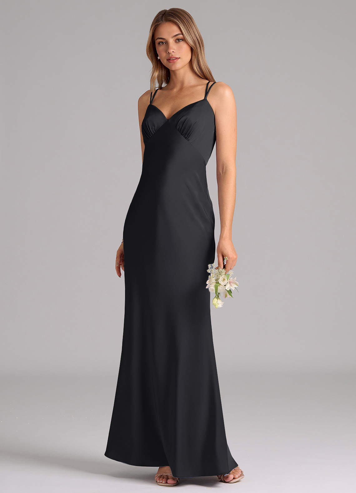 Azazie Suttona Vestidos de damas de honor Vestido de Negro de Satén Elástico de Corte en A con Plisado image3