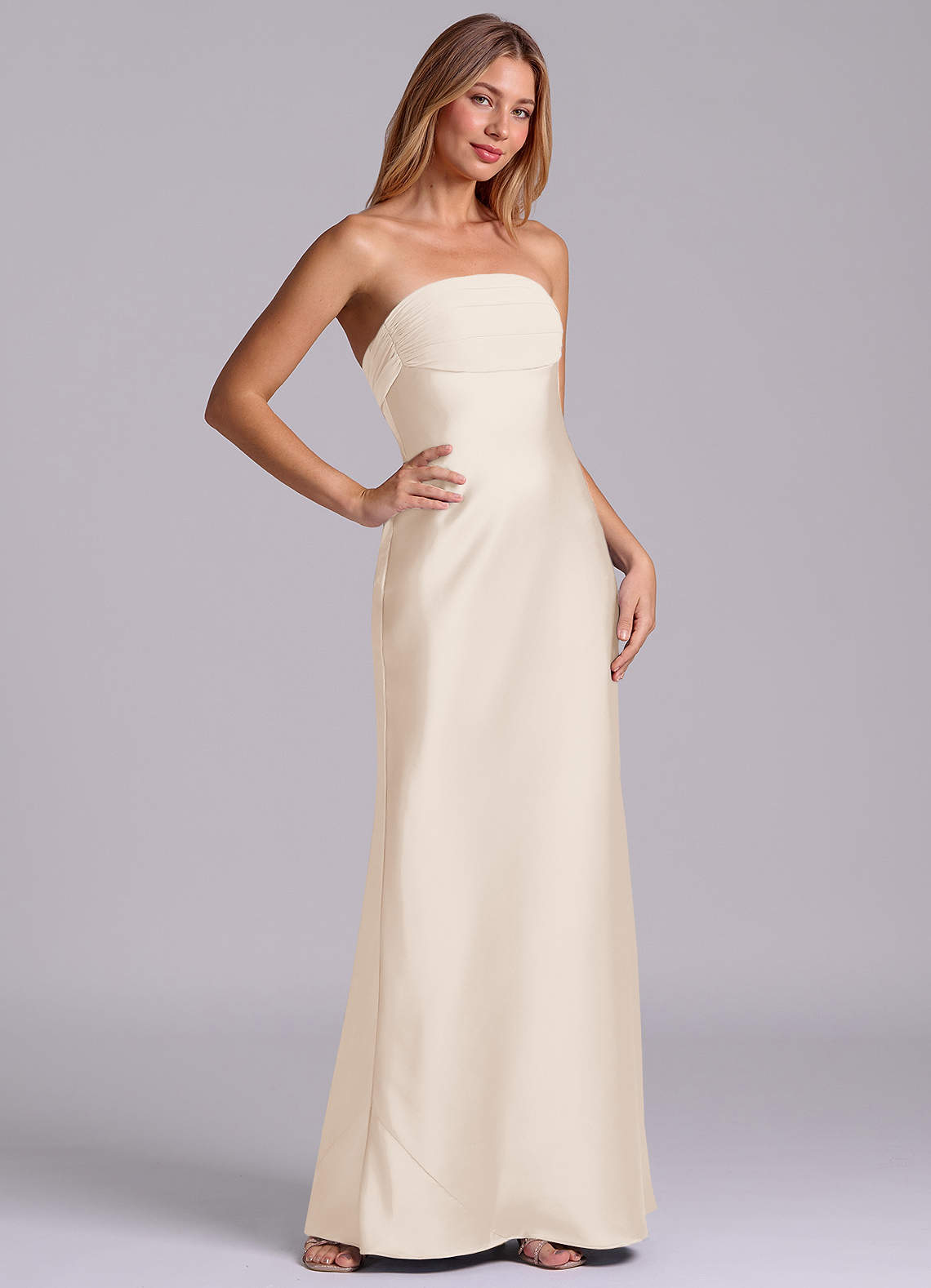 Azazie Ailanie Brudtärnklänningar Klä av Tubklänning i Stretch Satin Axelbandslös Vit Alabaster image4