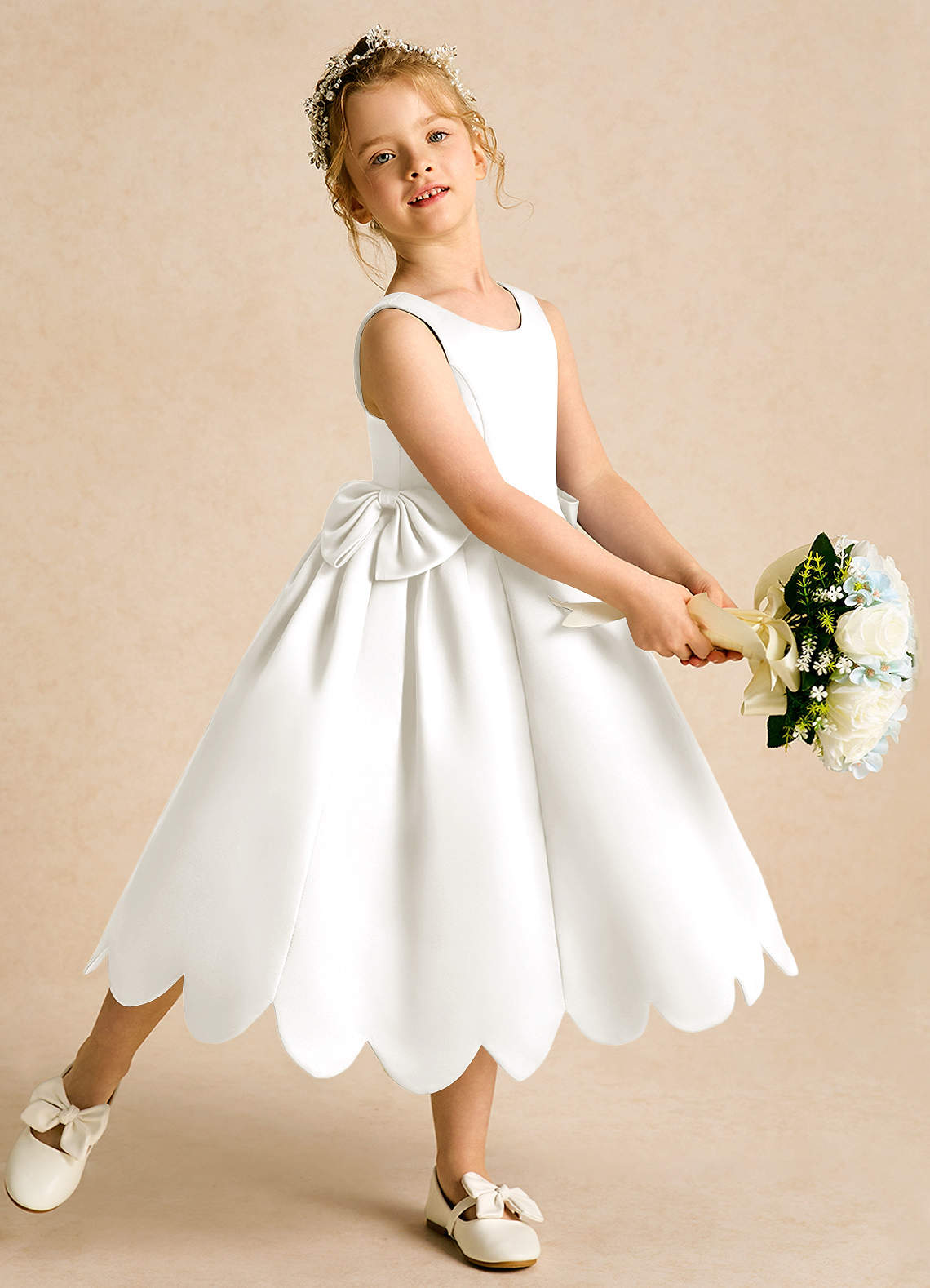 Azazie Macaroon Flower Girl Klänningar Klänning Balklänning i Matt satäng Rosett image1