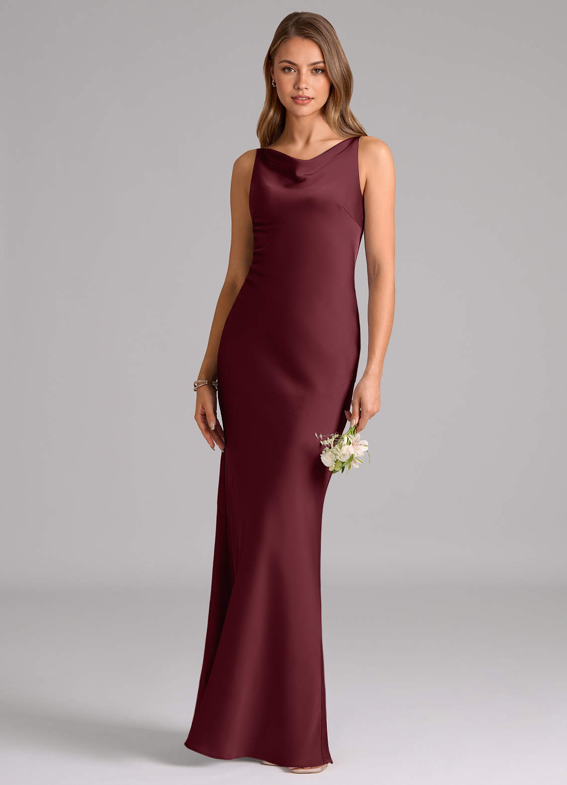 Azazie Allettie Vestidos de damas de honor Vestido de Cabernet de Satén Elástico de Corte Sirena image1