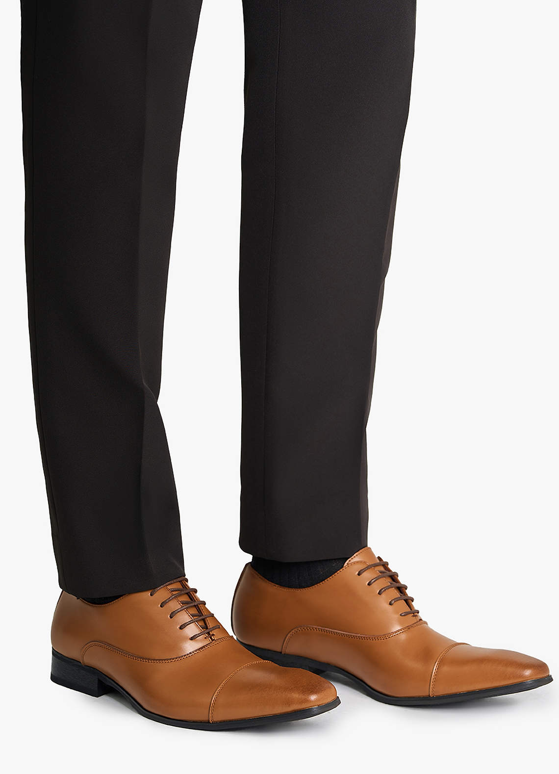 front Men's Leather Cap Toe Oxfords