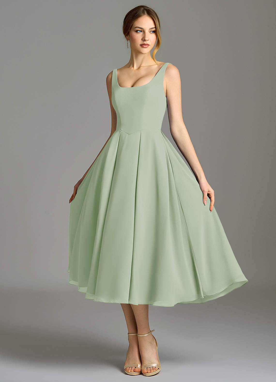 Azazie Amalie Robes de demoiselle d'honneur Robe Trapèze en Mousseline de soie Plissée Vert Sauge image5