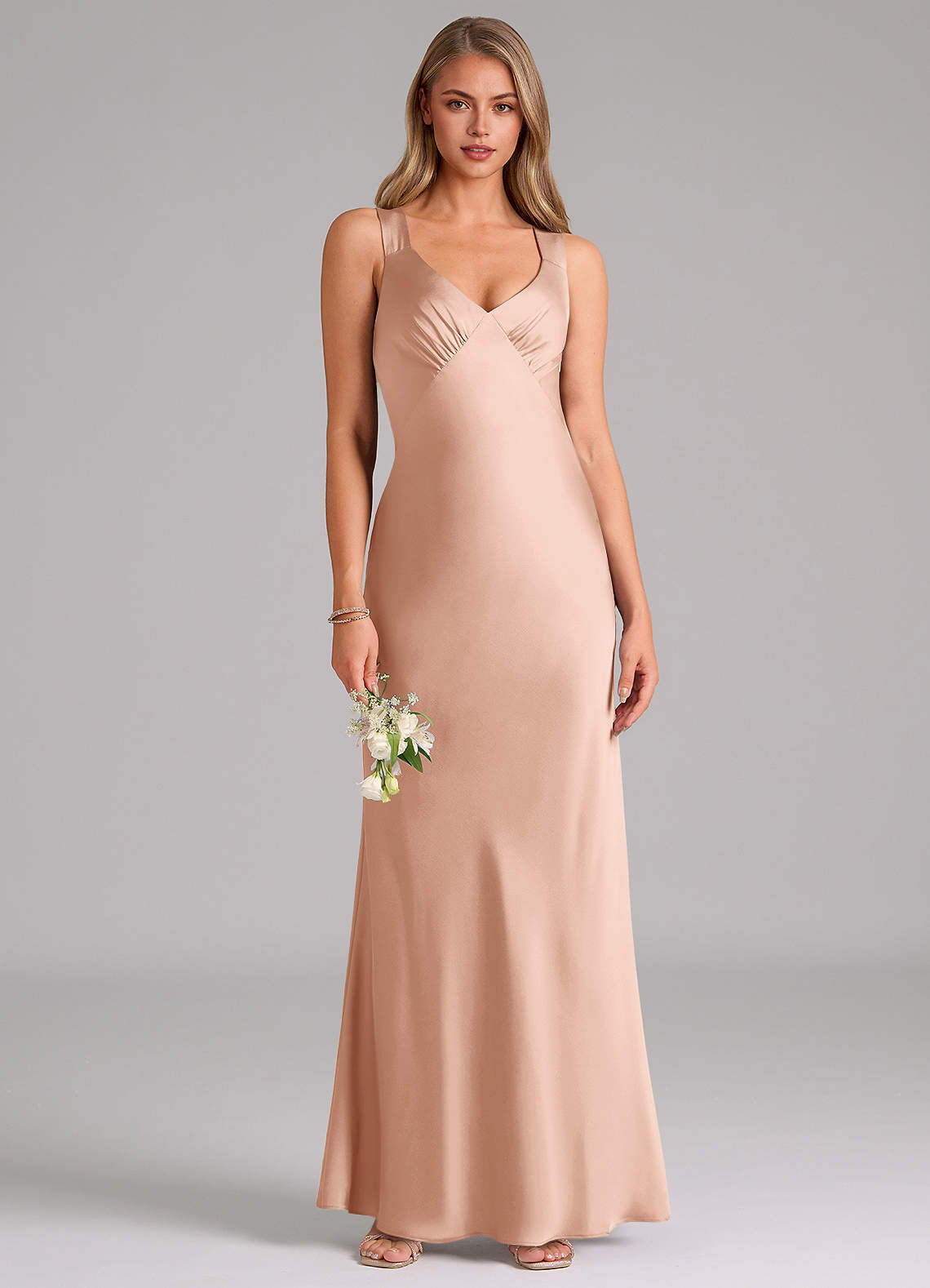Azazie Kamila Robes de demoiselle d'honneur Robe Trapèze en Satin extensible Plissée Or Rose image1