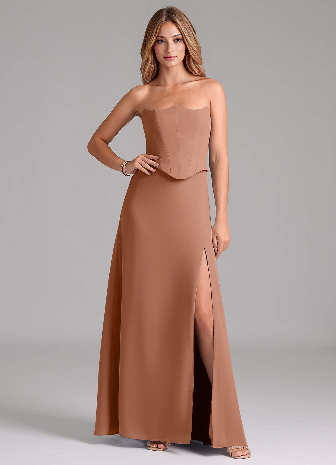 Azazie Jenilyn Abiti da Damigella Abito A-Line in Chiffon Senza Cinturino Bronzo image1