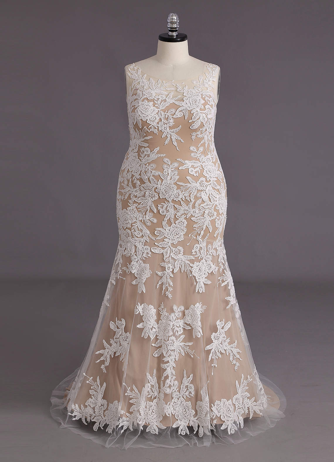 Azazie Judith Vestidos de novia Vestido de Blanco Diamante Nude de Tul de Corte Sirena con Lentejuela image9