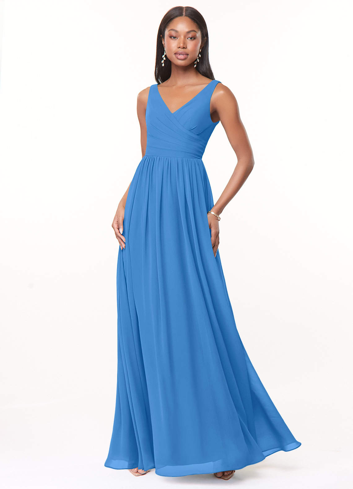 Azazie Keyla Vestidos de damas de honor Vestido de Azul Grisaceo de Gasa de Corte en A con Cuello en V Plisado image1