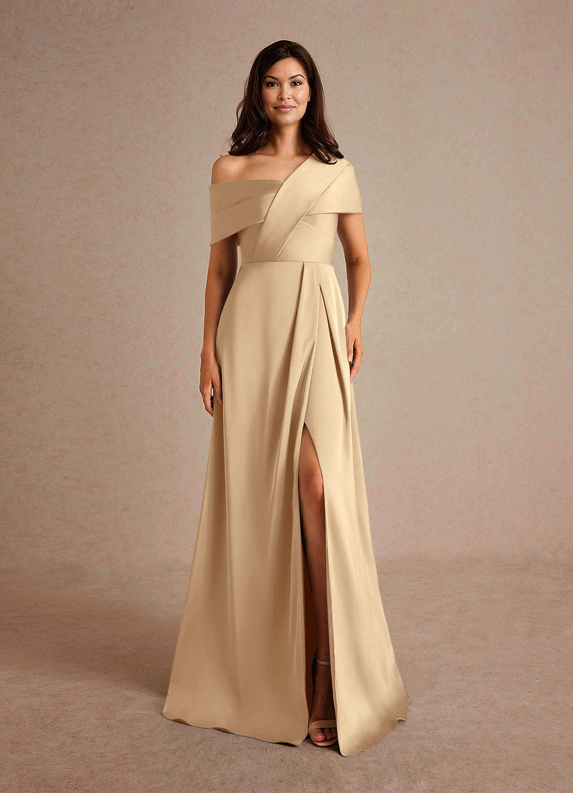 Azazie Milton Mère de la mariée Robes Robe Trapèze en Satin extensible Plissée Champagne image6