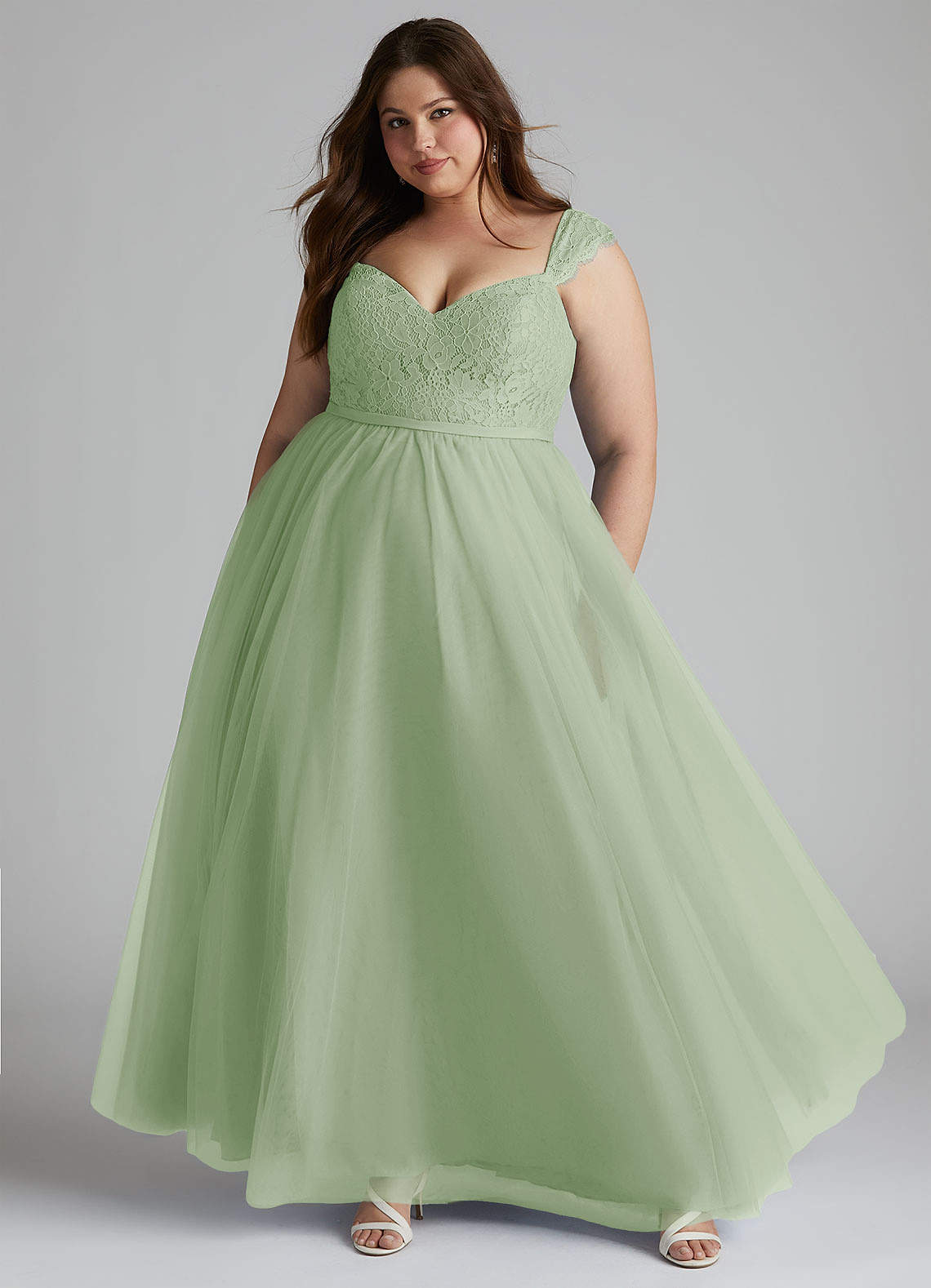 Azazie Luxi Essayer des robes à la maison Robe Trapèze en Tulle Plissée Cabernet image5