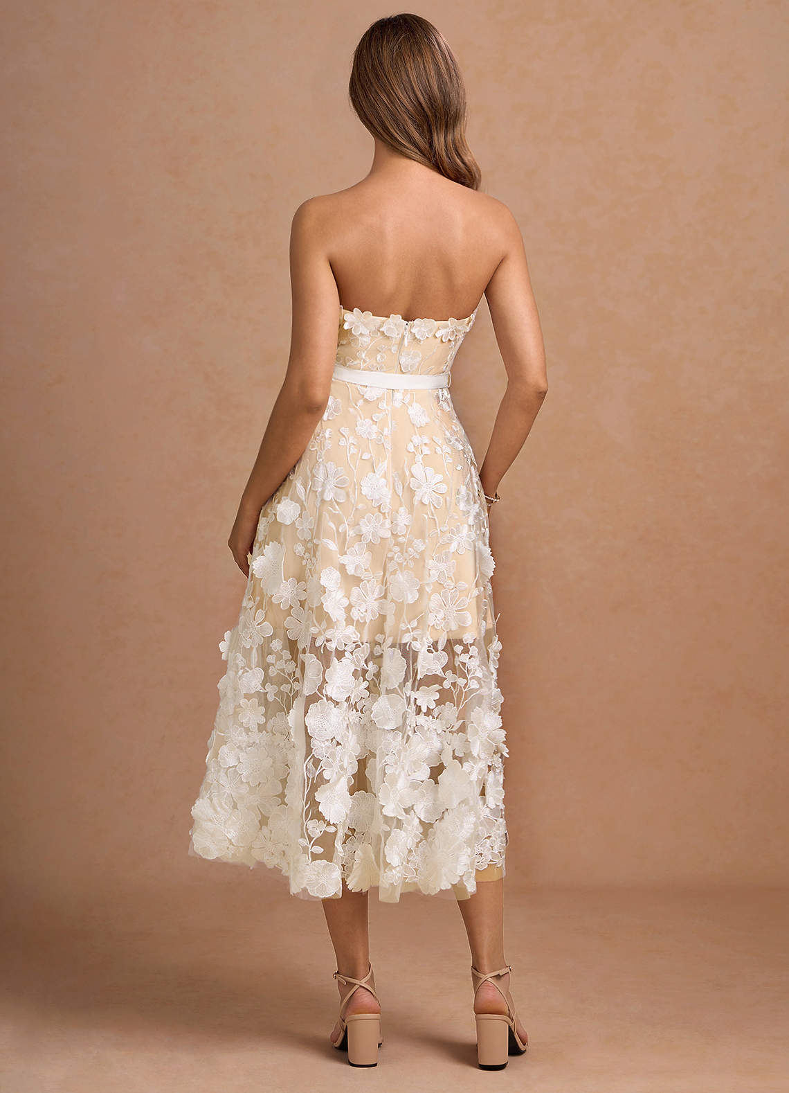 Sherri White Floral Midi Dress image1