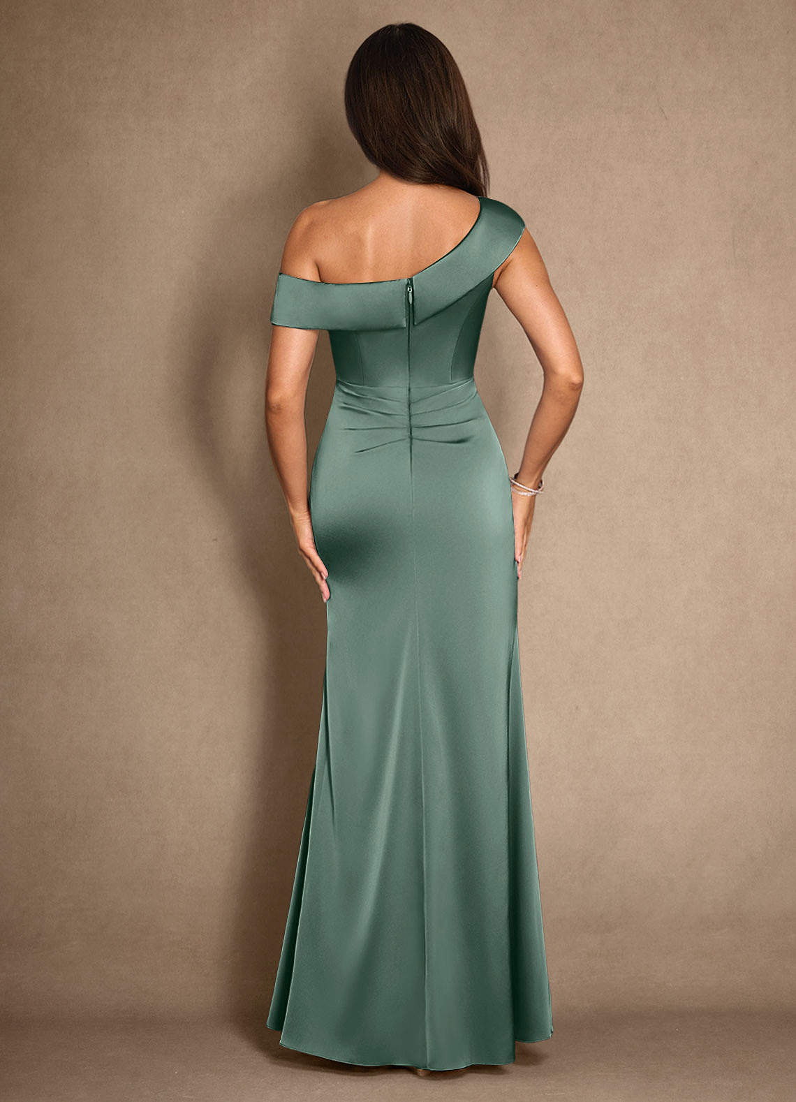 Azazie Hamptons Vestidos para mãe da noiva Vestir Eucalipto de Cetim elástico de Linha A com Plissado image1