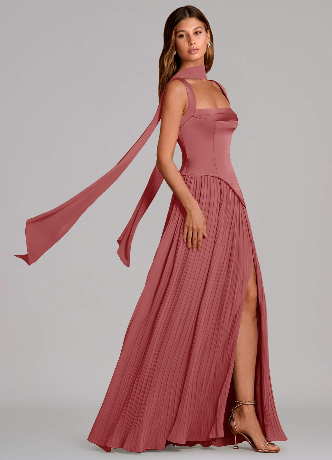 Azazie Stephanie Vestidos de madrinha de casamento Vestido Rosa Antiga de Cetim elástico de Linha A com Plissado image2