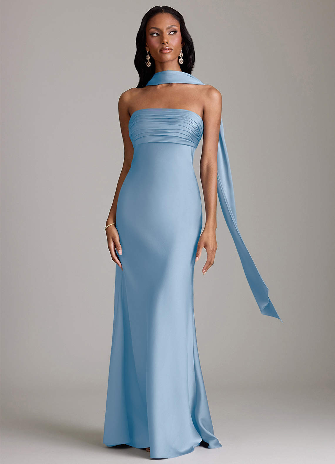 Azazie Saylor Jurken voor bruidsmeisjes Jurk van Stretch Satijn met Zeemeermin Strapless Poederblauw image8