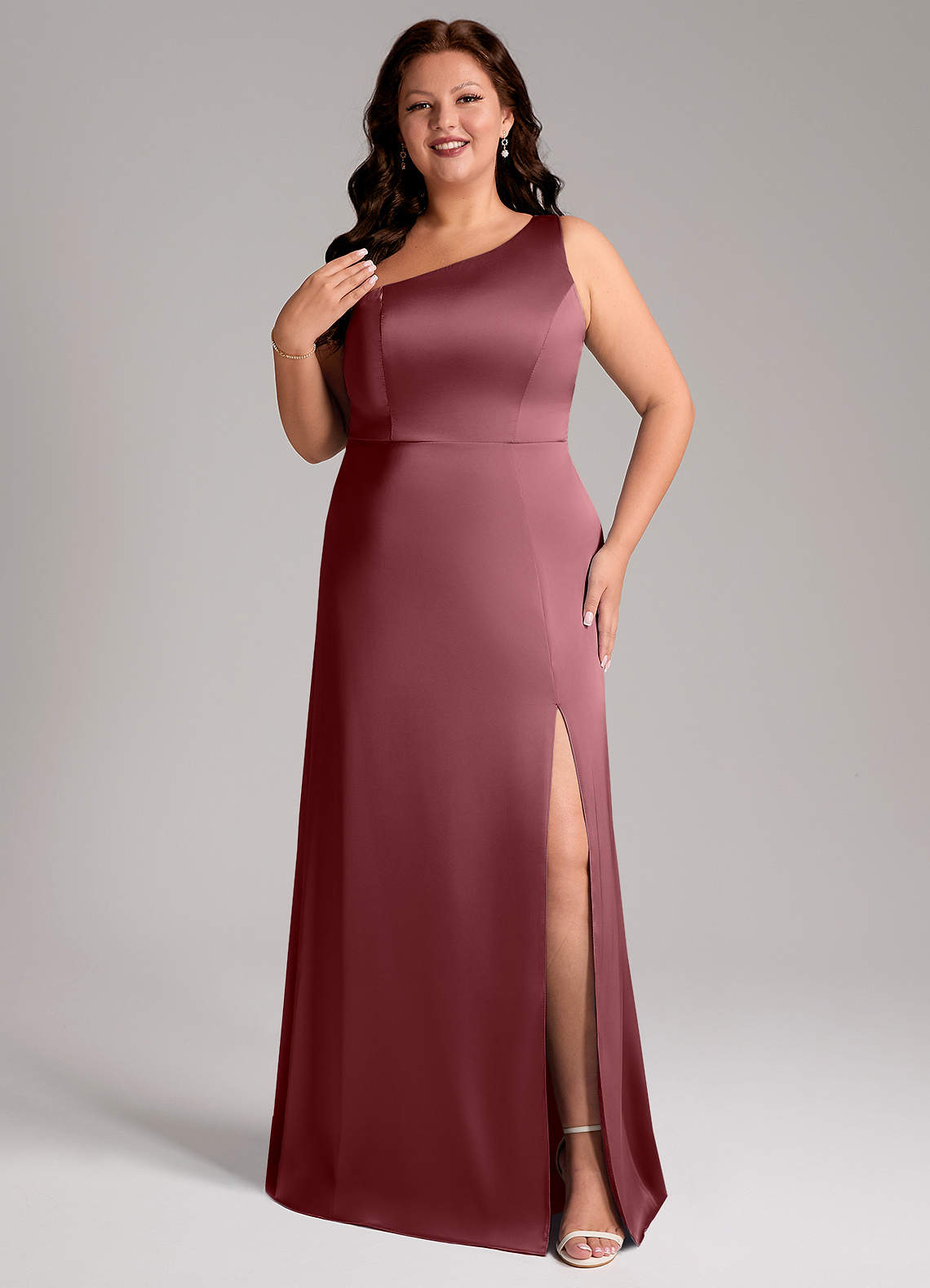 Azazie Phaedra Vestidos de damas de honor Vestido de Rosa Del Desierto de Satén Elástico de Corte en A con Hombro unilateral image1