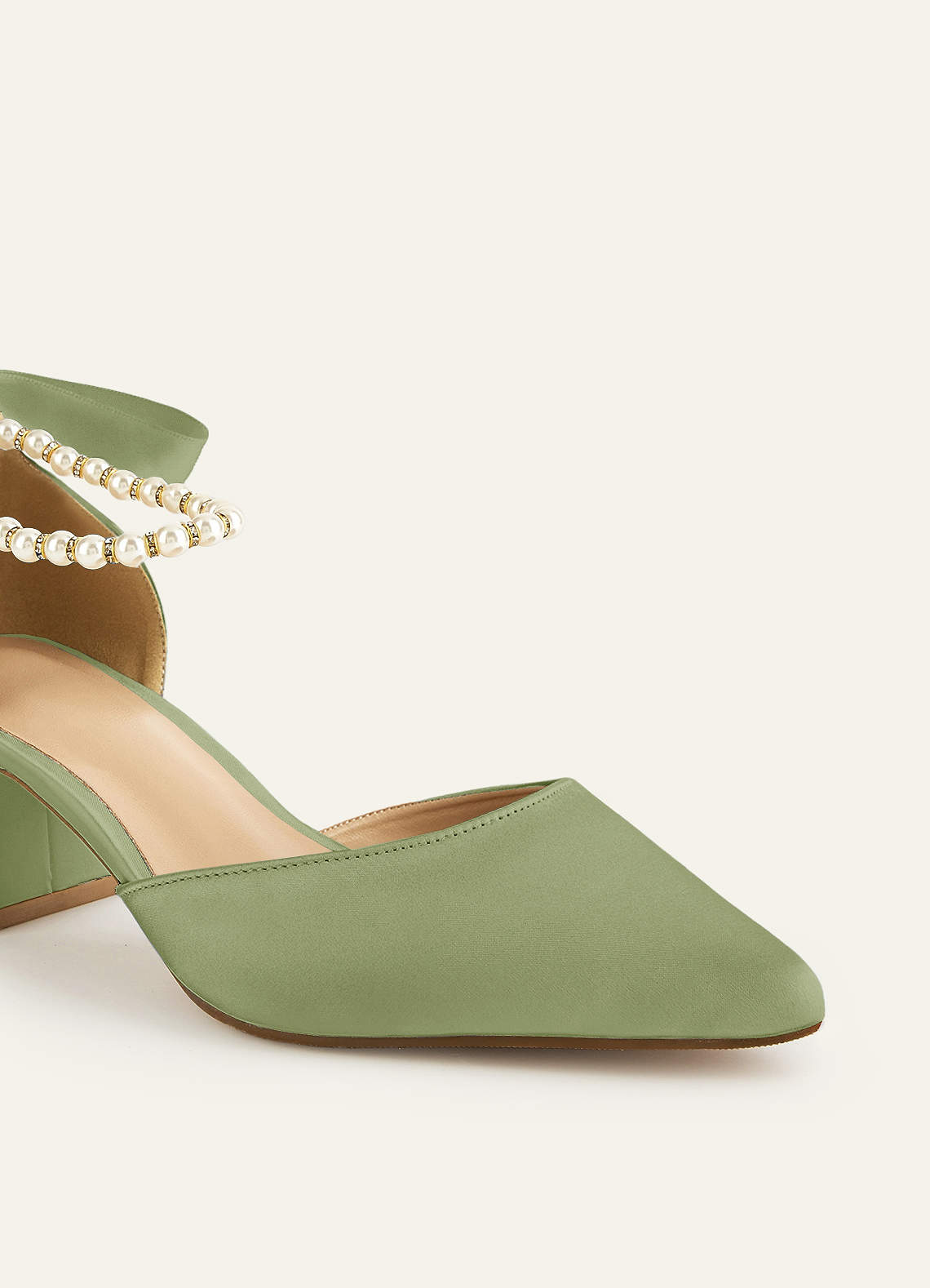 front Tacones de bloque con punta en punta, satén mate, perla y lazo en color a juego