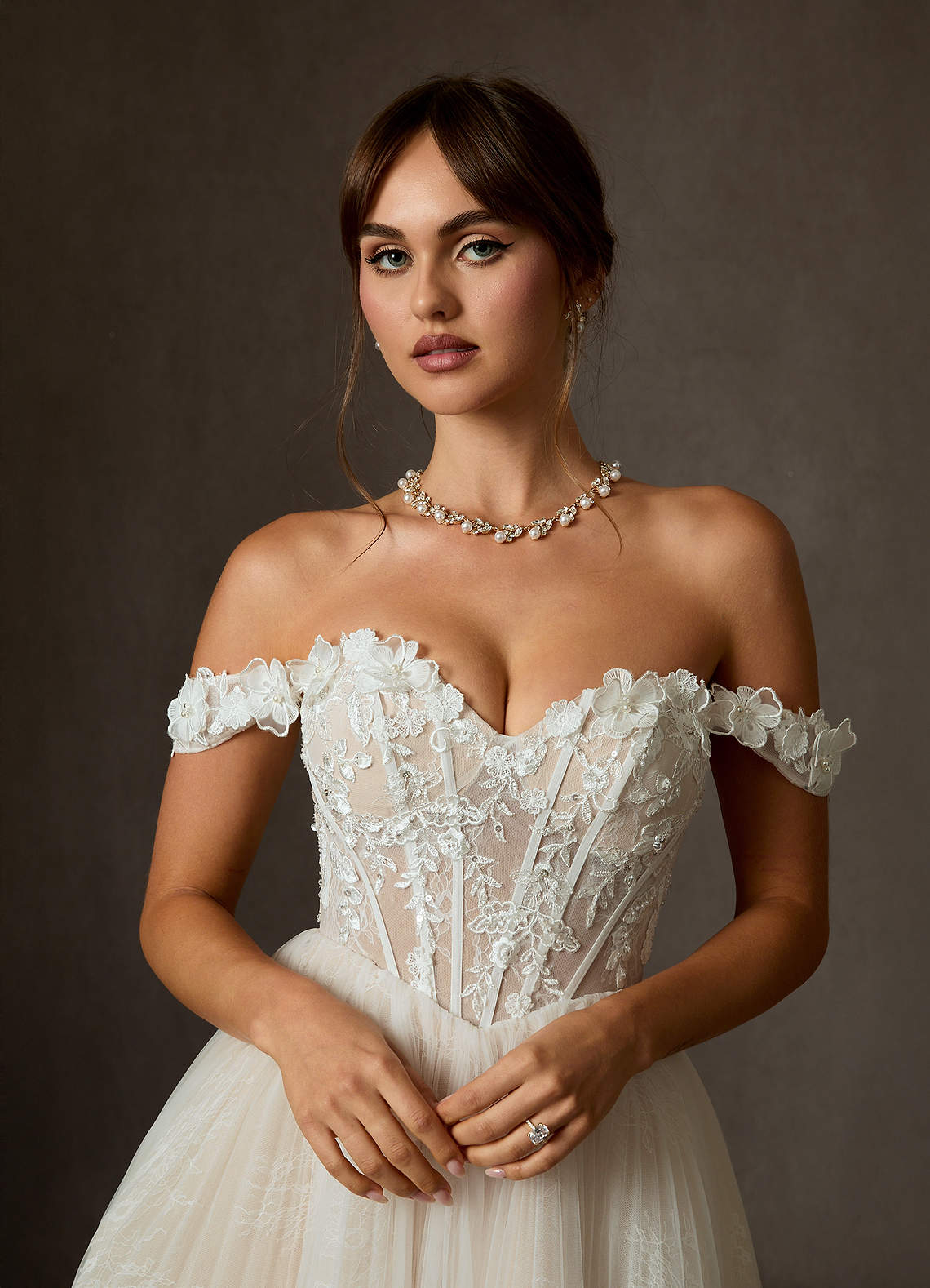 Azazie Sorel Trouwjurken Jurk van Kant met Baljurk Off the Shoulder Diamant Wit Champagne image6