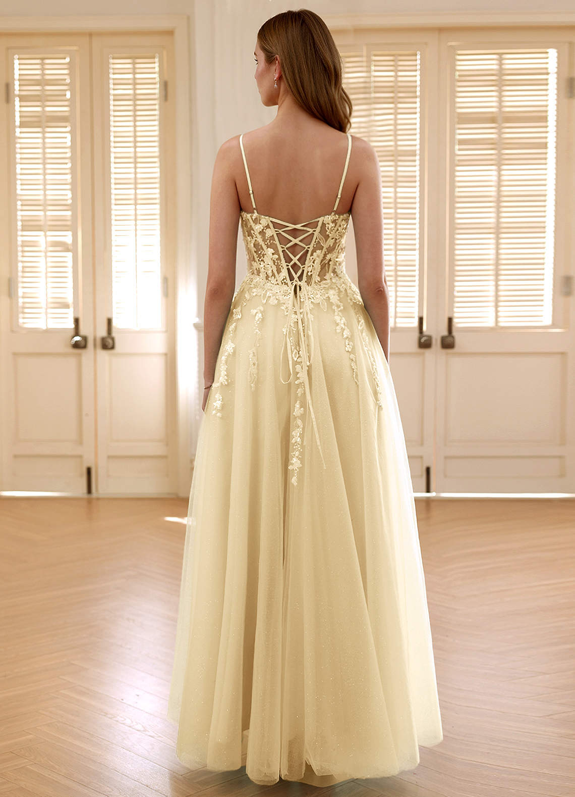 Violettamay Yellow Vestido de fiesta de encaje transparente con corsé y  diamantes de imitación Vestidos de Baile de Graduación y Homecoming | Azazie, image size:1140x1578