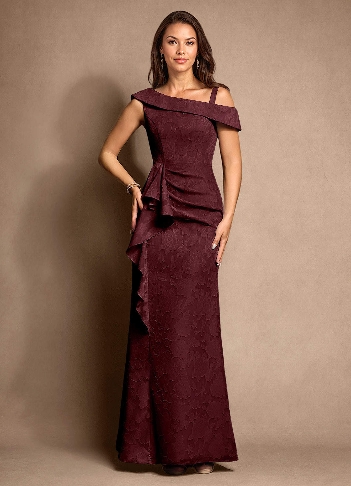 Azazie Hamptons vestidos de madre de la novia Vestido de Cabernet de Devorado Floral de Corte En A con Plisado image5