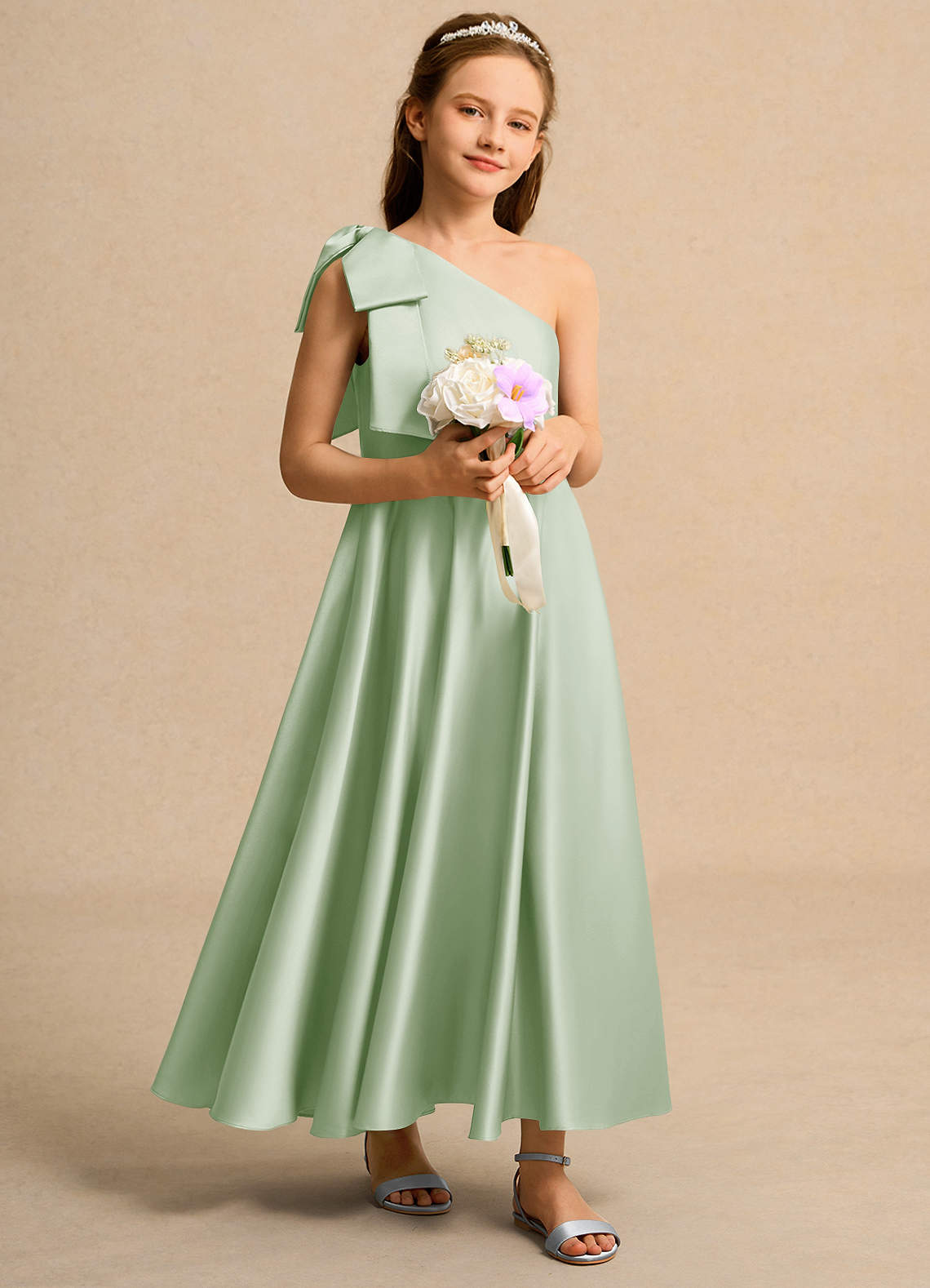 Azazie Guppy Junior Formal Flower Girl Klänningar Klä A-Line i Matt satäng Ena axeln image1