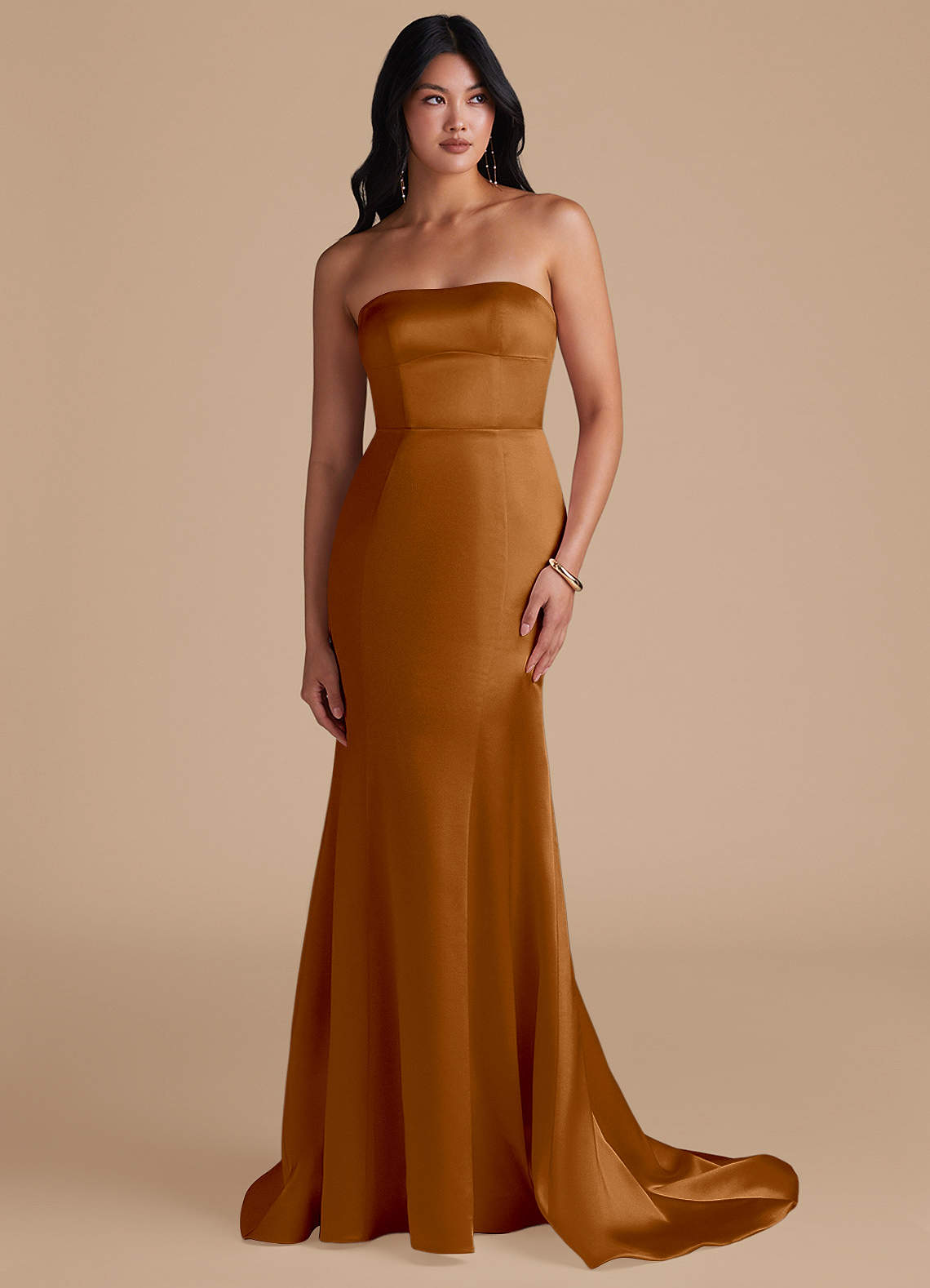 Azazie Aura Robes de demoiselle d'honneur Robe Sirène Convertible en Satiné métallisé Cuivre image1