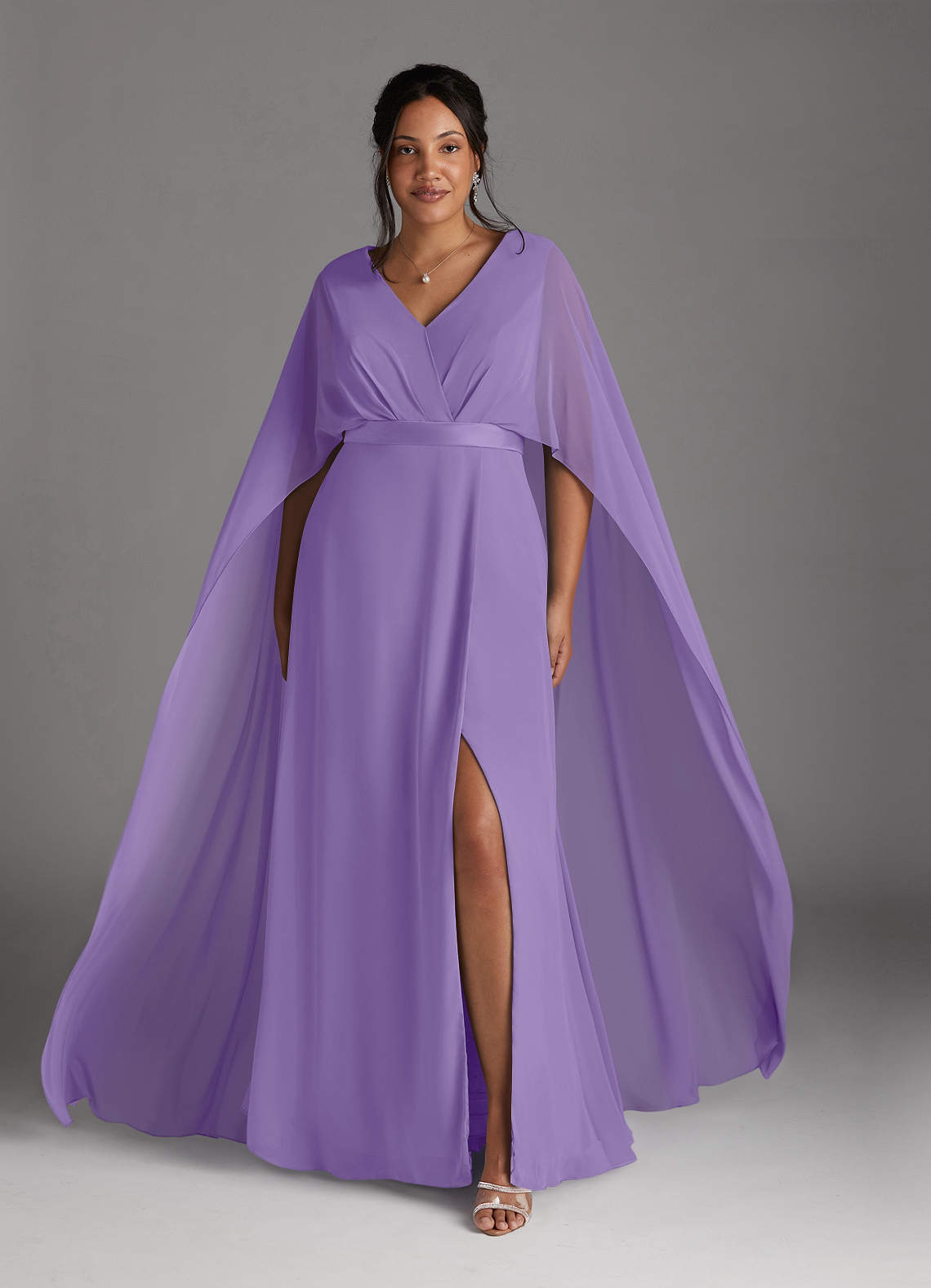 Azazie Isa vestidos de madre de la novia Vestido de Tahití de Gasa de Corte en A con Cuello en V plisado image1