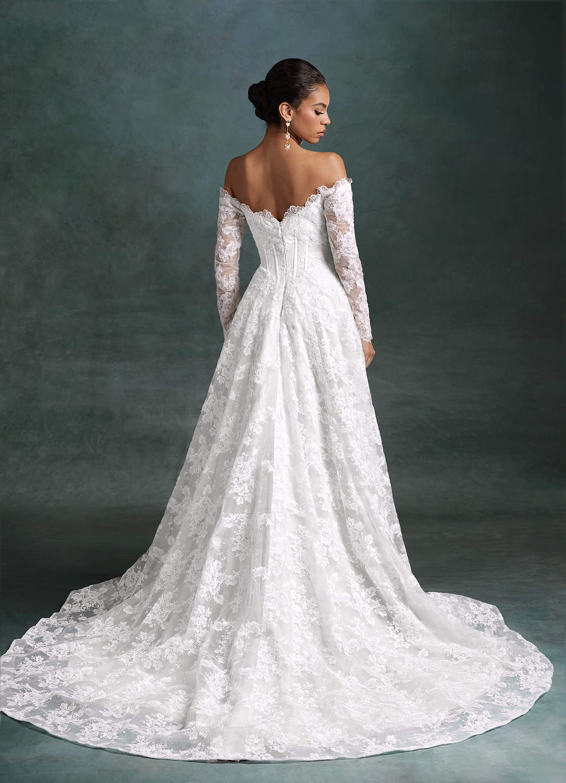 Azazie Skylar Wedding Dresses Diamond White A-Line Sweetheart Neckline Lace Dress image1
