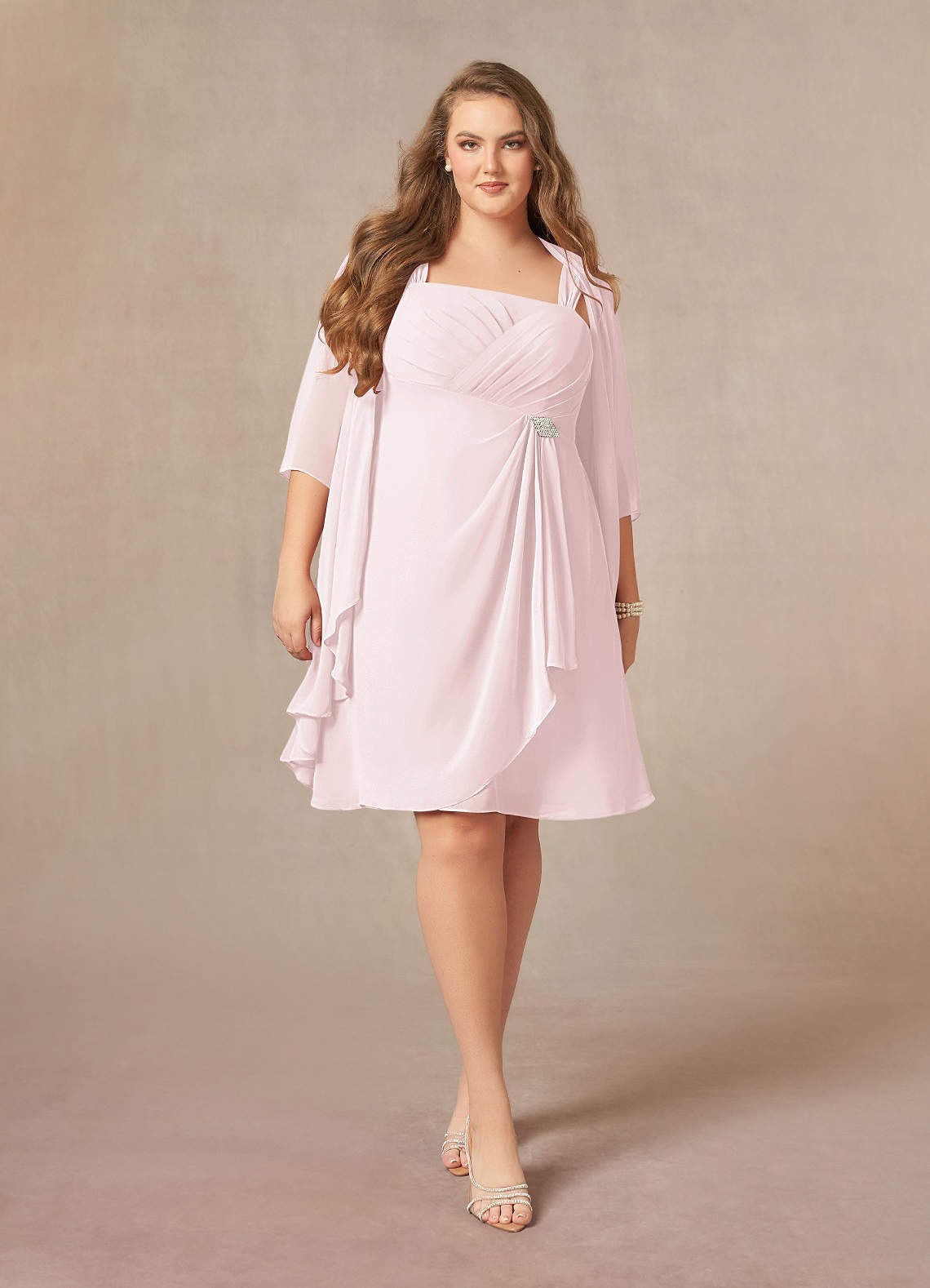 Azazie Olivia Mère de la mariée Robes Robe Trapèze en Mousseline de soie Encolure carrée plissée Rose Pâle image1