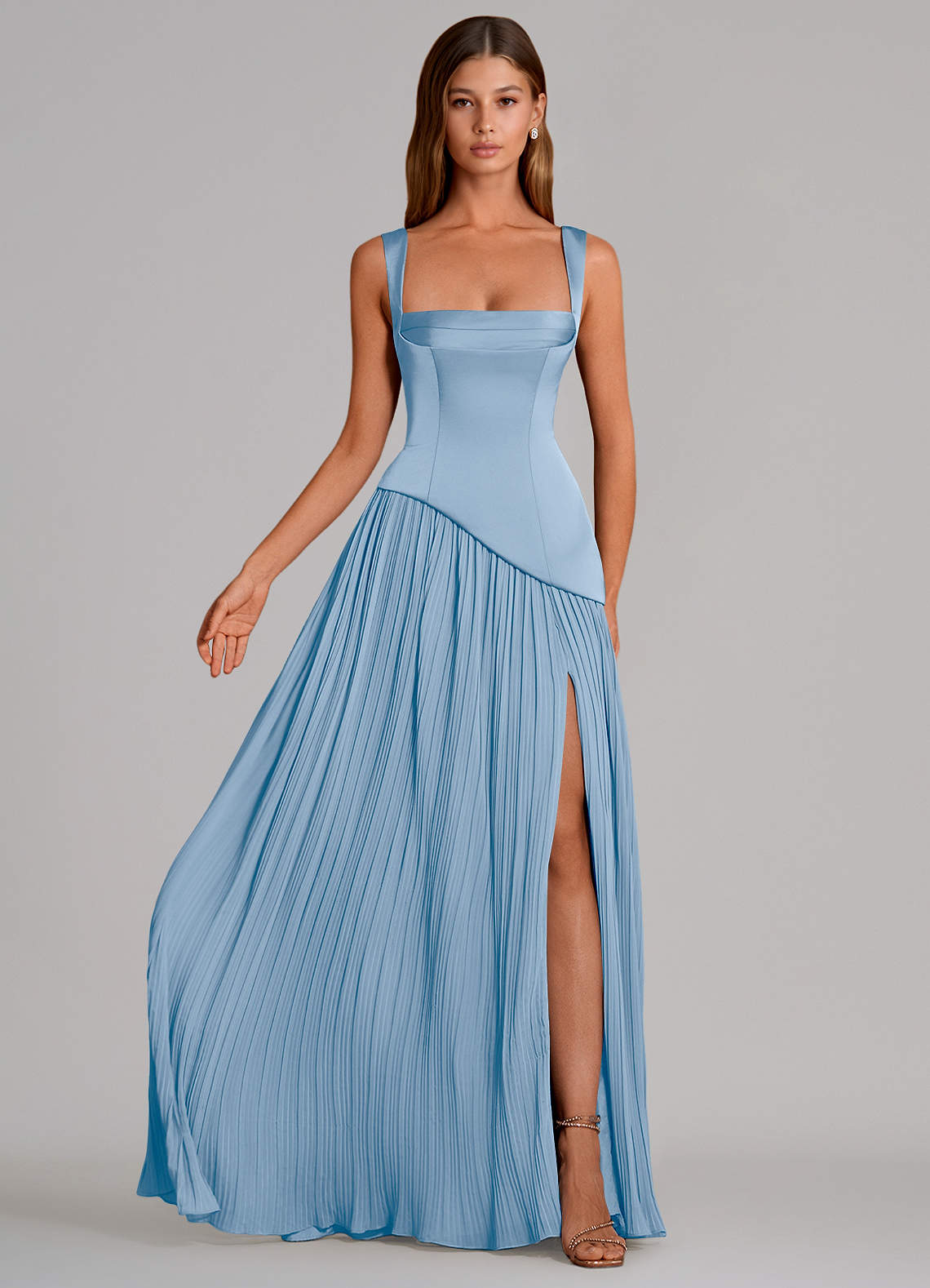 Azazie Stephanie Robes de demoiselle d'honneur Robe Trapèze en Satin extensible Plissée Poudre Bleue image3