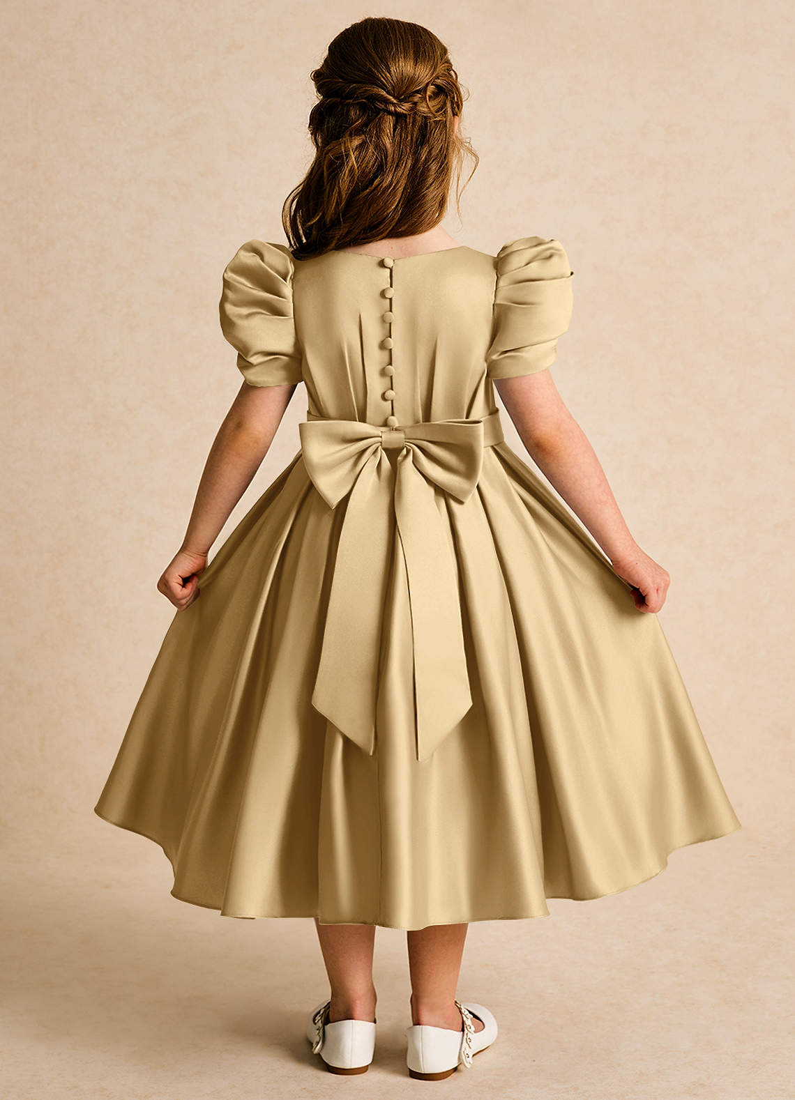 Azazie Miriam Robe Demoiselle D'honneur Fillette Robe Princesse en Mat Satiné Plissée Or image1
