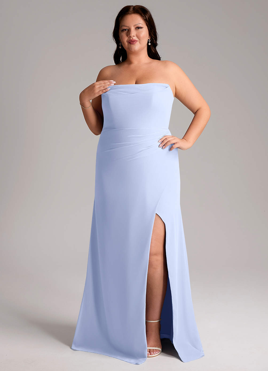 Azazie Leonis Vestidos de madrinha de casamento Vestido Gelo de Chiffon de Bainha com Sem alças image11