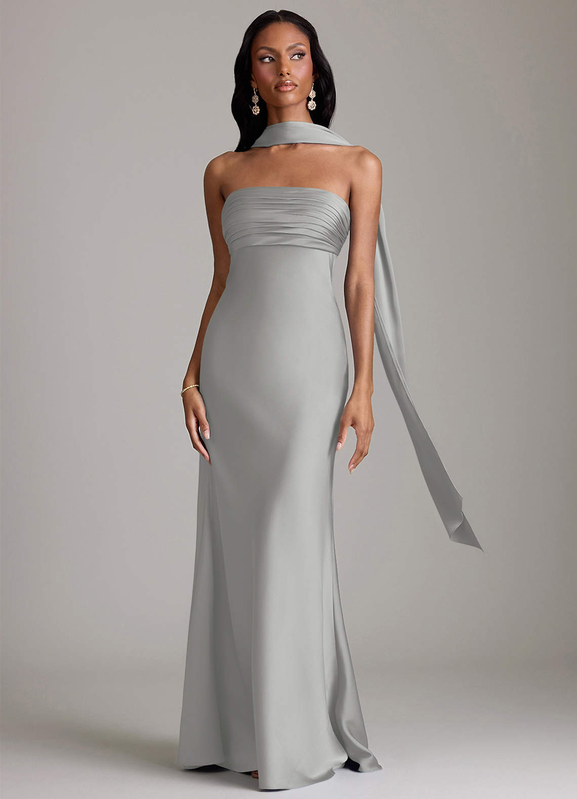 Azazie Saylor Brudtärnklänningar Klä av Sjöjungfru i Stretch Satin Axelbandslös Silver image8