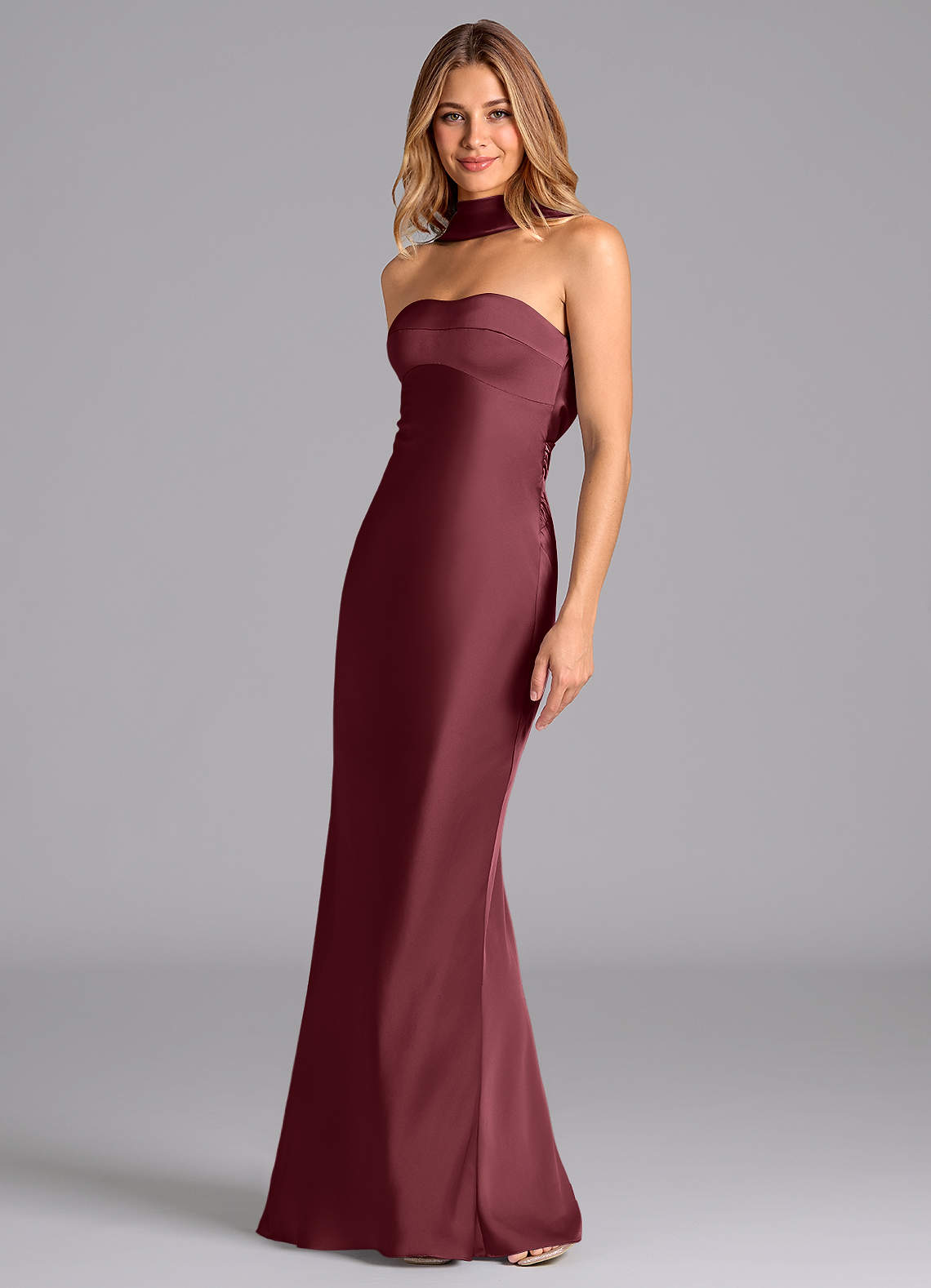 Azazie Lusinda Robes de demoiselle d'honneur Robe Sirène en Satin extensible Sans bretelle Merlot image1