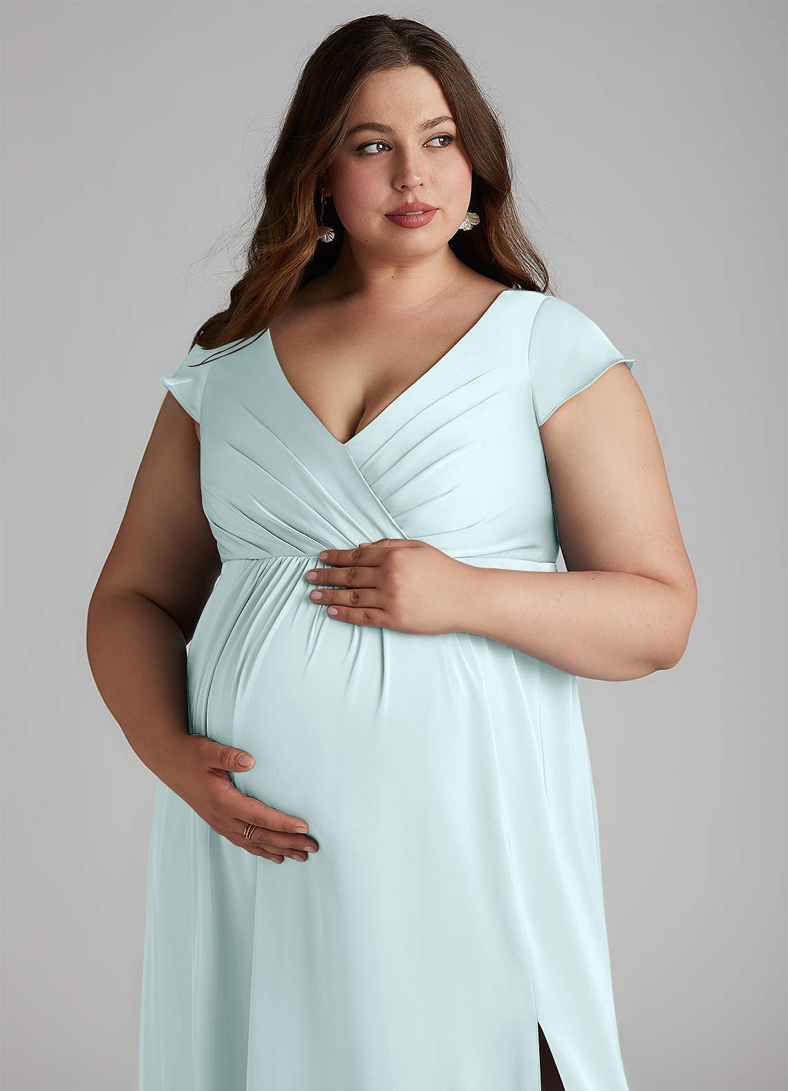 Azazie Allessia vestidos de dama de honor de maternidad Vestido de Corte en A Plisado Hasta el suelo Satén Elástico image12