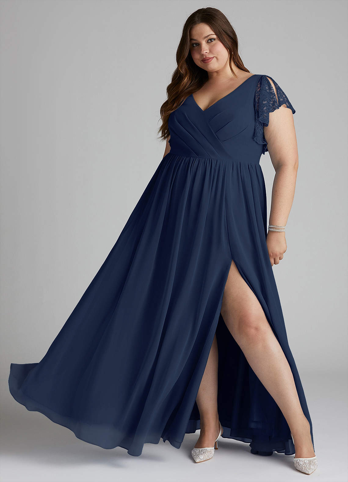 Azazie Zella Robes de demoiselle d'honneur Robe Trapèze en Mousseline de soie Dentelle Bleu Marine Foncé image1