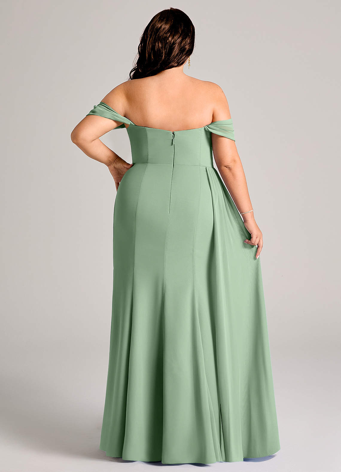 Azazie Amyra Probar vestidos en casa Vestido de Negro de Gasa de Corte Recto Convertible con Vestidos sin tirantes image14
