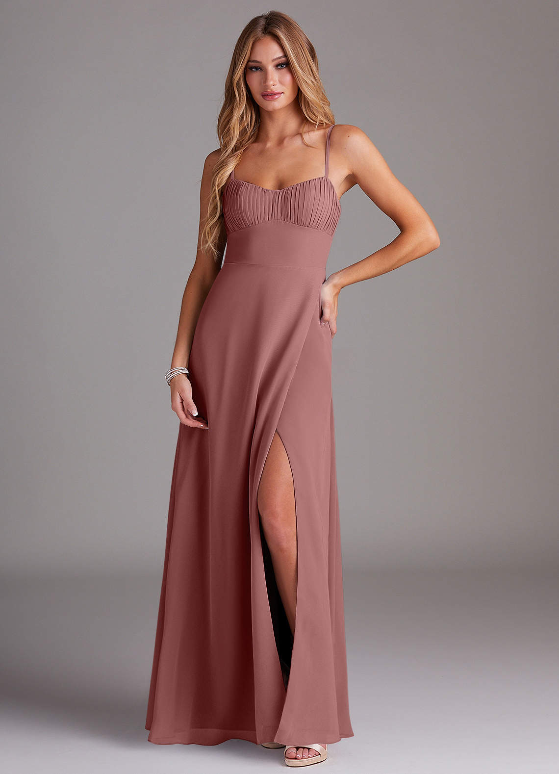 Azazie Breonna Abiti da Damigella Abito A-Line in Chiffon Scollo a Cuore Rosa Del Deserto image1