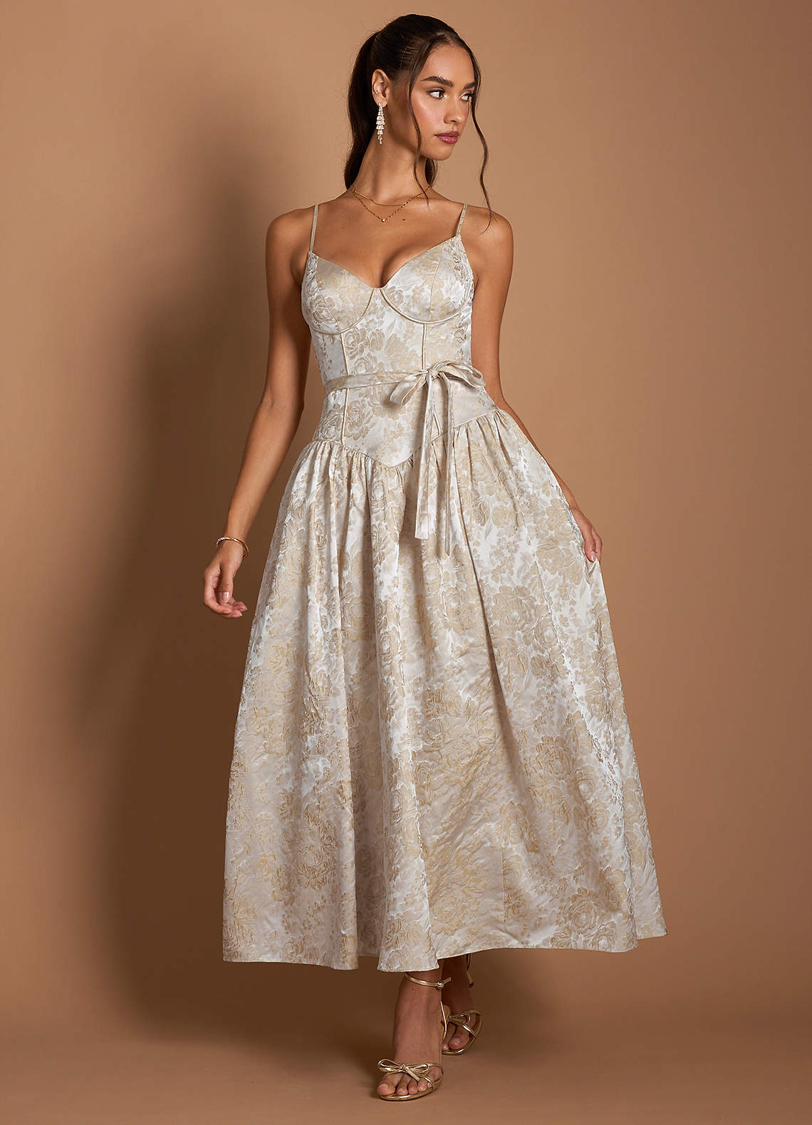 Vestido Champán Añejo Largo Tommi image1
