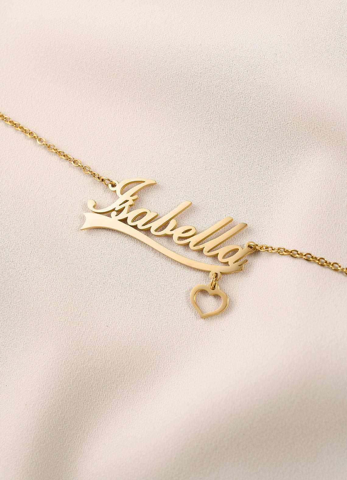 front Collar con nombre personalizado y corazón